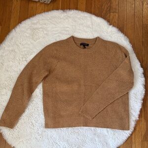 Banana Republic Women's Brown Crew Neck Sweater